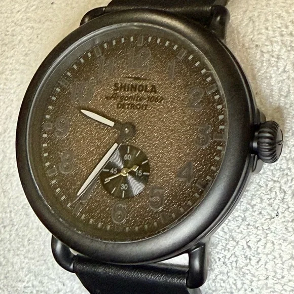 Shinola Runwell Argonite 1069 Blackout Classic Mens Watch - Picture 3 of 7